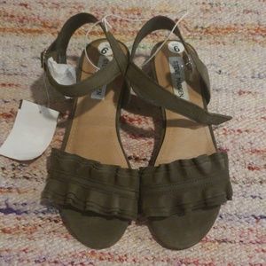 Steve Madden leather sandals